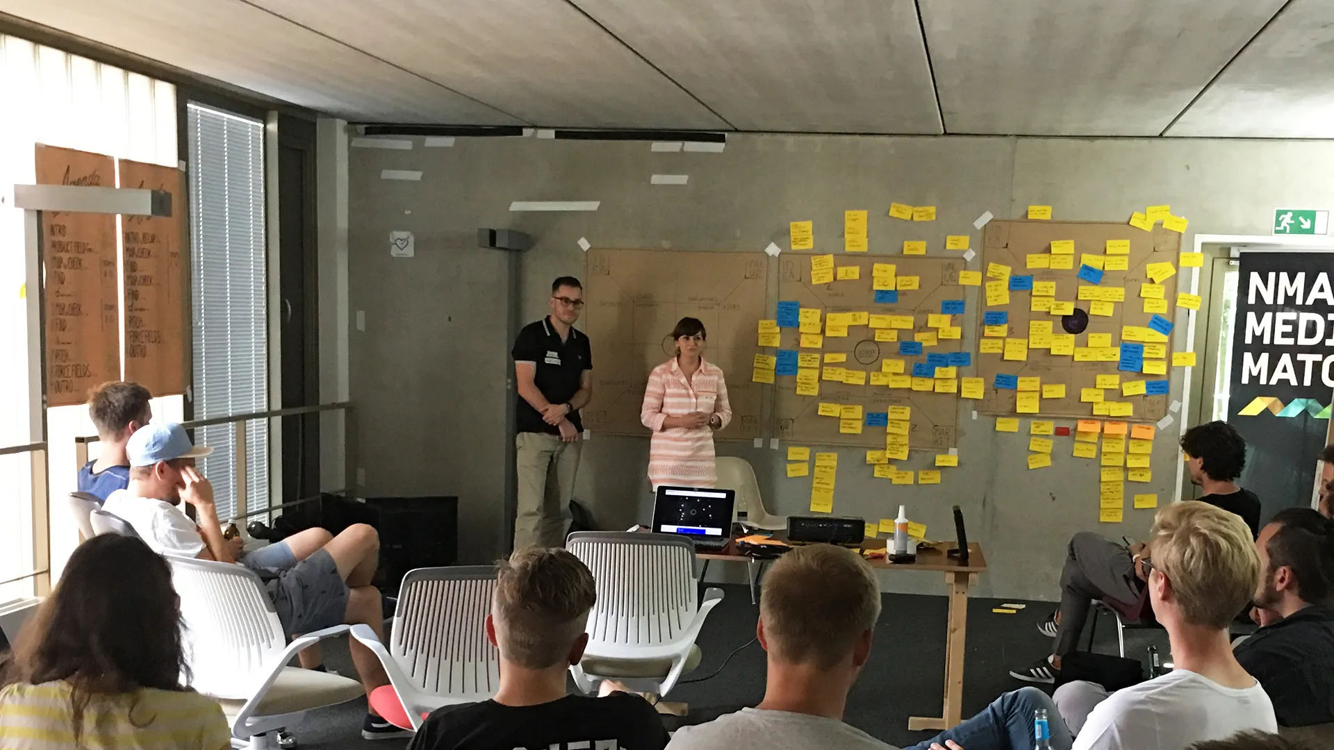 Workshop-Gruppe des next media accelerator im Coaching mit mindmatters